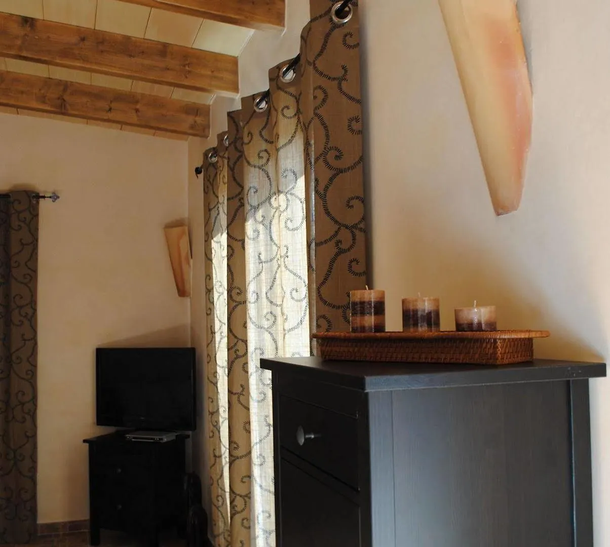 Weingut & Landhotel Can Davero Binissalem 4*,
